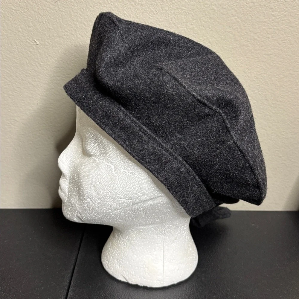 Vintage Gille Francois Paris Wool Chic Heathered Black Beret Hat